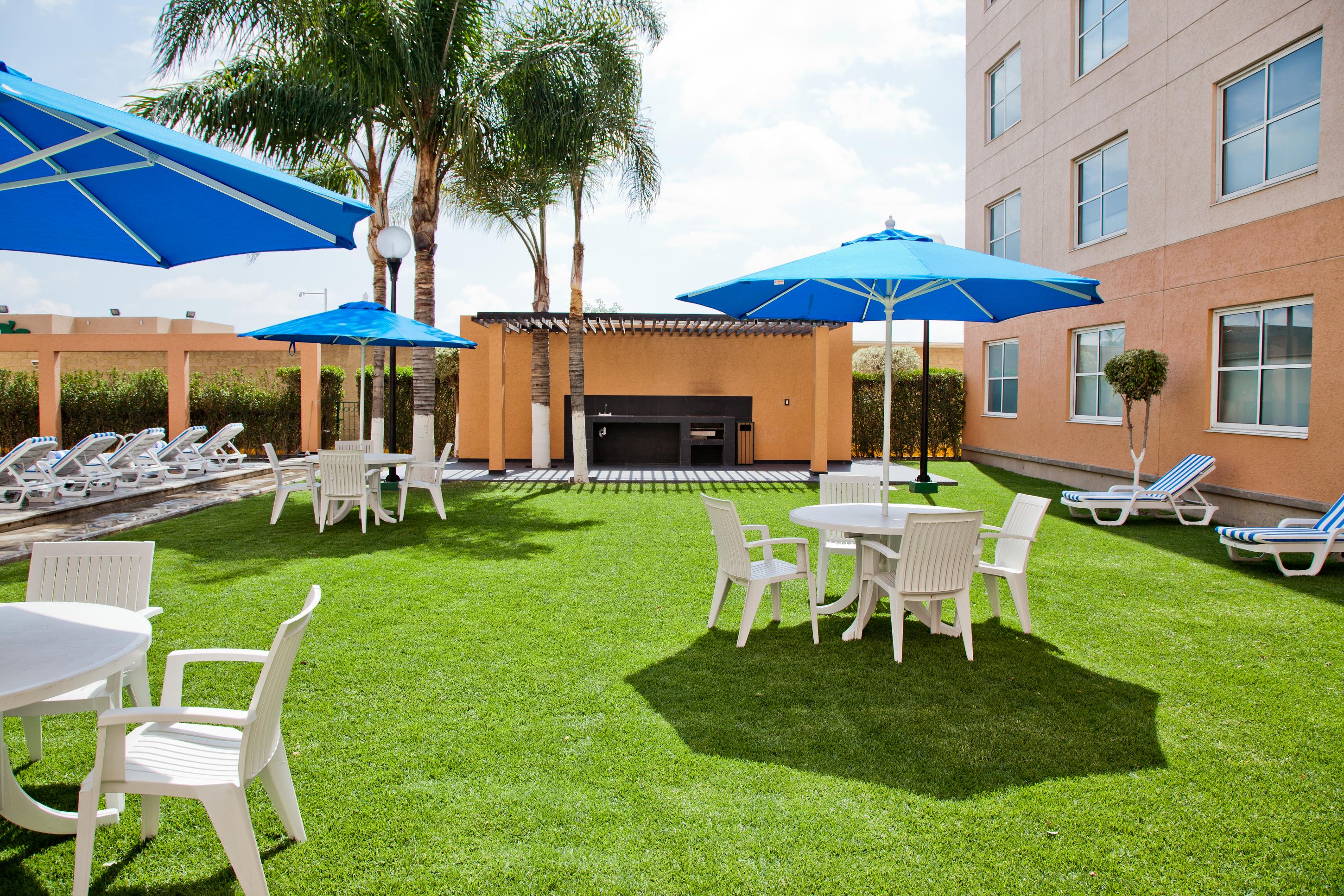 Sierra Suites By Hp Hotels 圣路易斯波托西 外观 照片