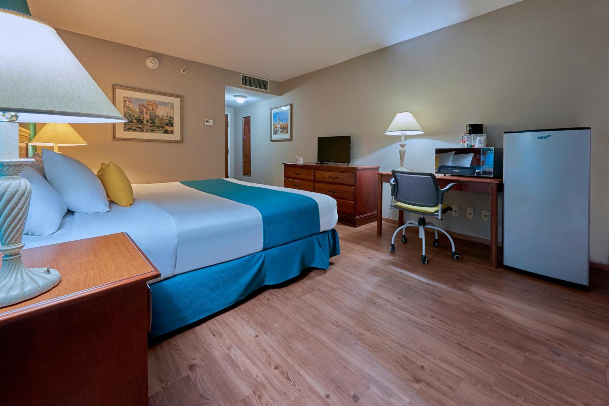 Sierra Suites By Hp Hotels 圣路易斯波托西 外观 照片