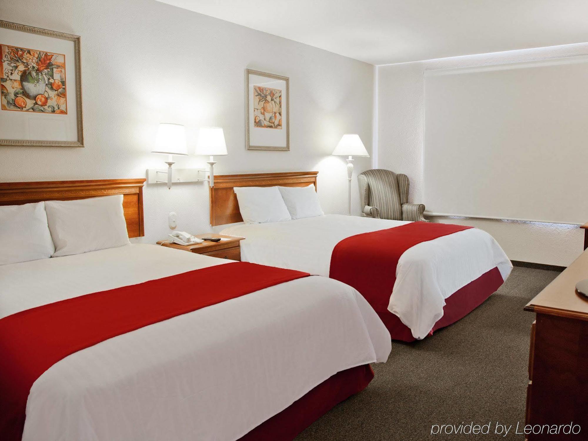 Sierra Suites By Hp Hotels 圣路易斯波托西 外观 照片